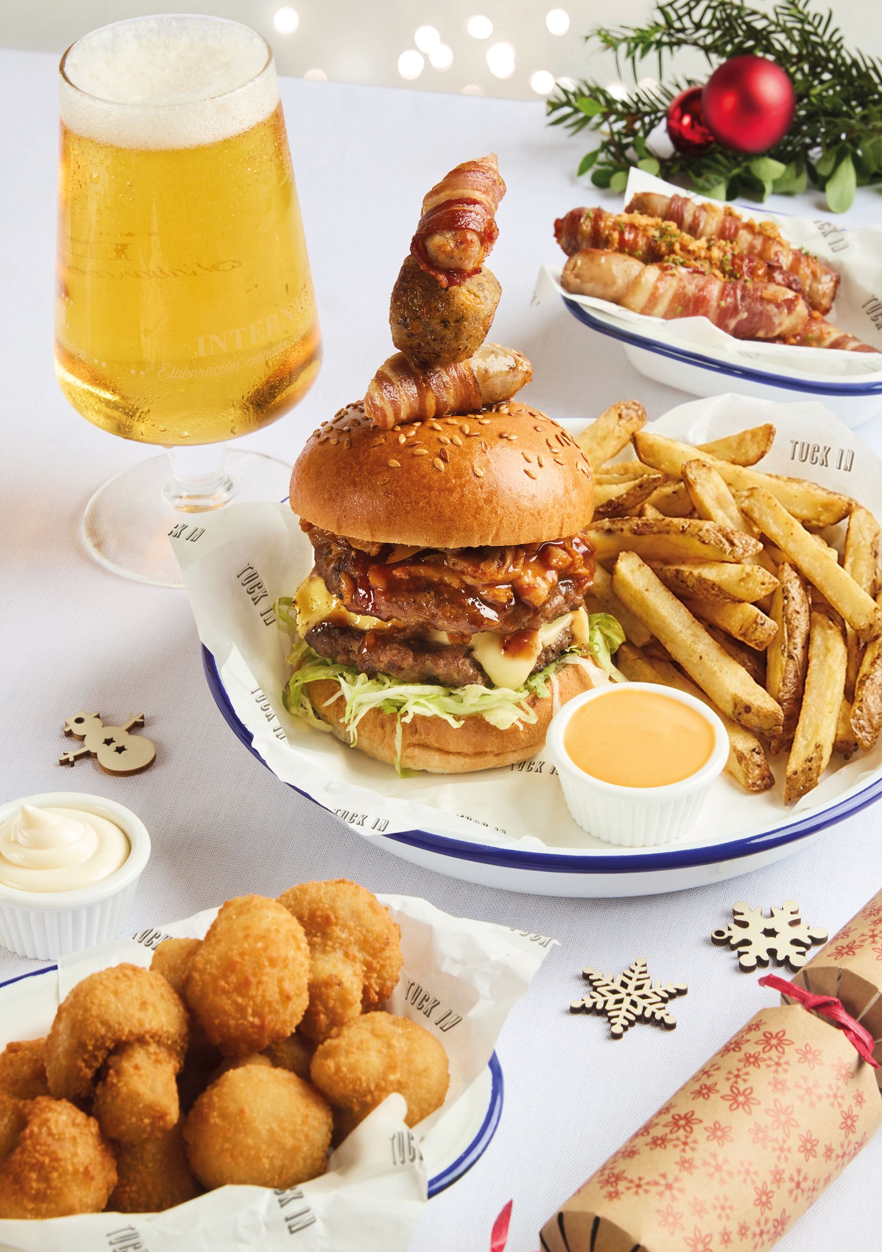 Festive Lunch & Dinner at The Six Medals in Middlehaven